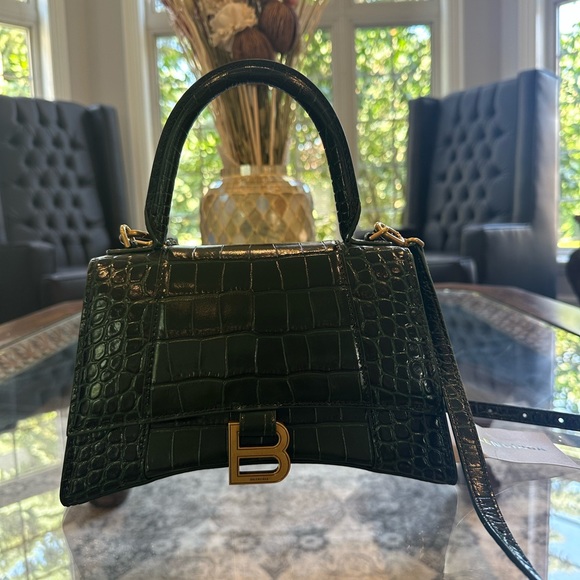 💗SOLD💗HOURGLASS SMALL HANDBAG CROCODILE EMBOSSED - Picture 1 of 7